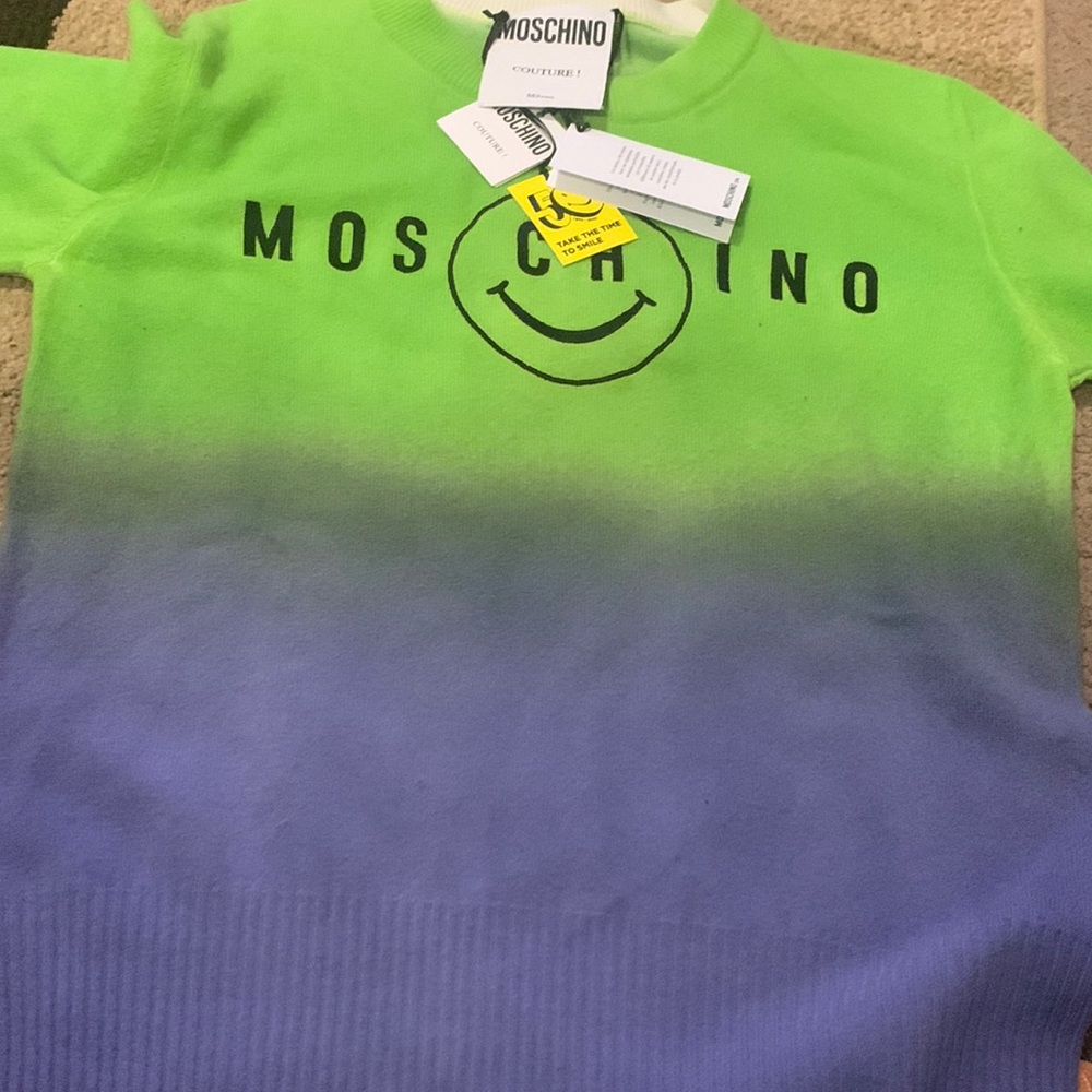 Moschino sweater size 38